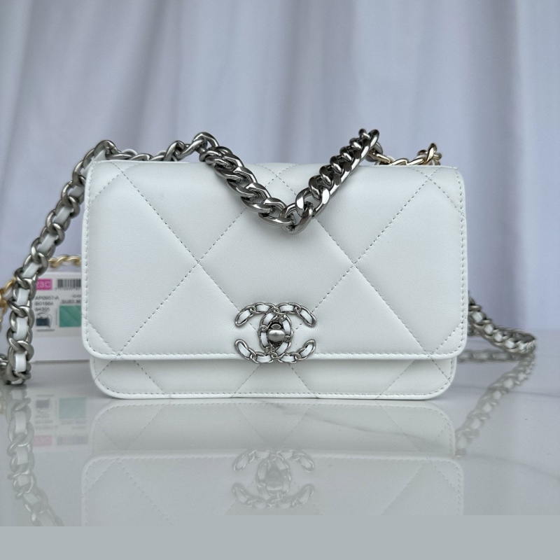 Ch*el 19 bags
